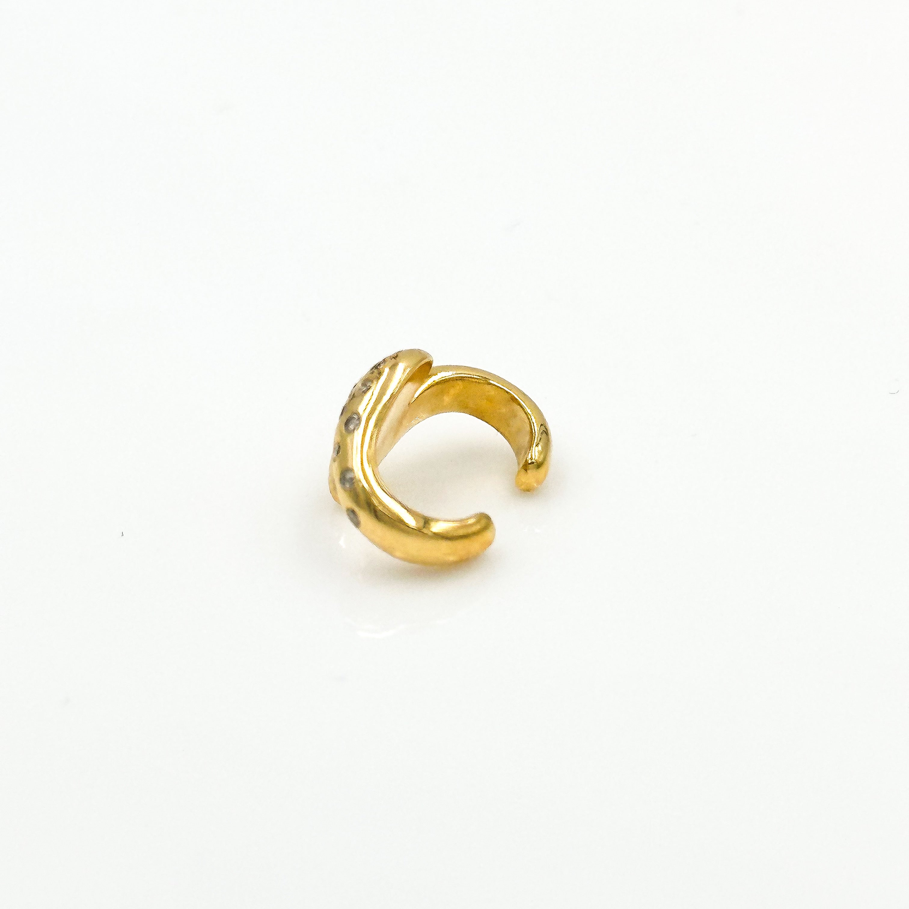 Claw Earcuff with Sprinkled Diamonds, Gold